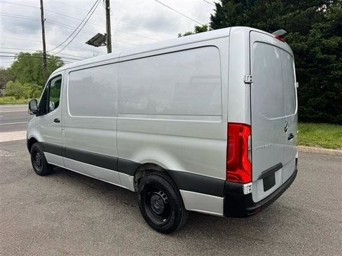 Used 2019 Mercedes-Benz Sprinter 1500 image 8