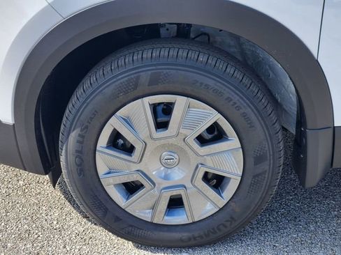 New 2026 Nissan Kicks S image 7