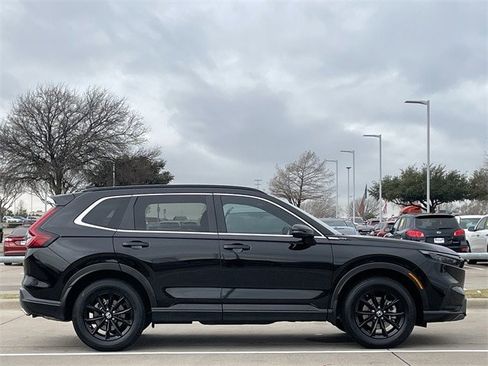 Certified 2025 Honda CR-V Sport image 3