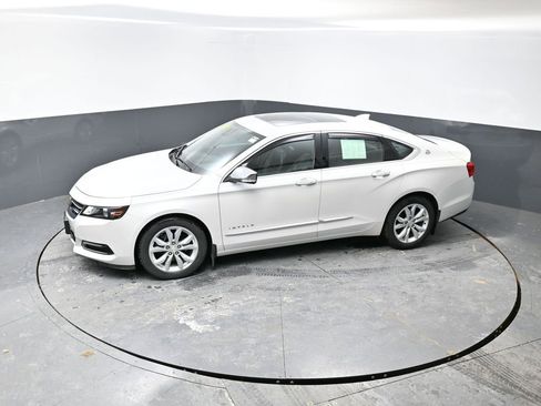 Used 2017 Chevrolet Impala Premier w/ Enhanced Convenience Package image 48