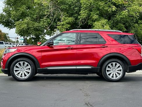 Certified 2022 Ford Explorer Limited w/ Equipment Group 301A AWD/4WD image 5