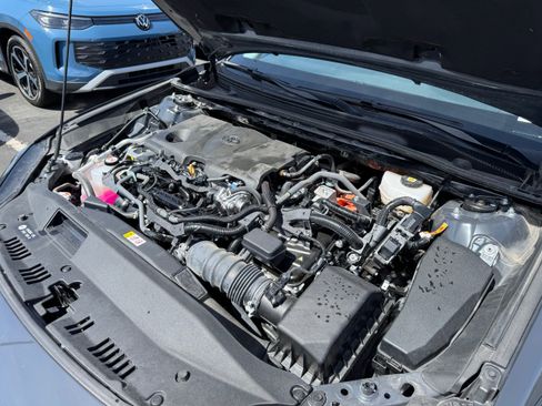 Used 2025 Toyota Camry LE image 22