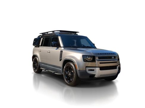 Used 2025 Land Rover Defender 110 S image 2