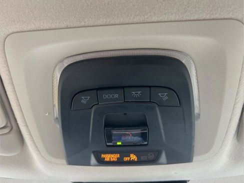 Used 2025 Toyota Corolla LE image 25