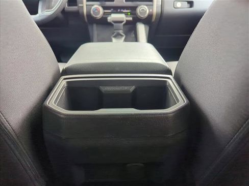 Used 2025 Toyota Tacoma SR5 AWD/4WD image 15