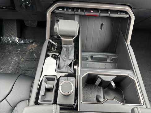 New 2026 Toyota Tundra Limited AWD/4WD image 26