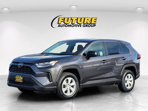 Used 2024 Toyota RAV4 LE image 5