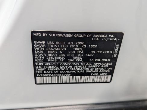 Used 2024 Volkswagen Atlas SEL AWD/4WD image 40