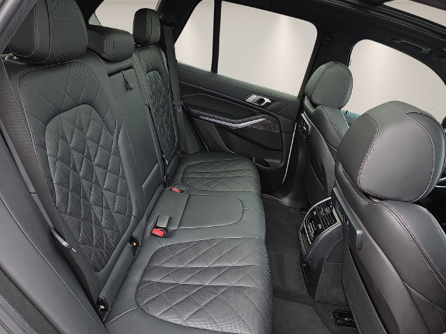 Used 2023 BMW X5 sDrive40i w/ Premium Package RWD image 15