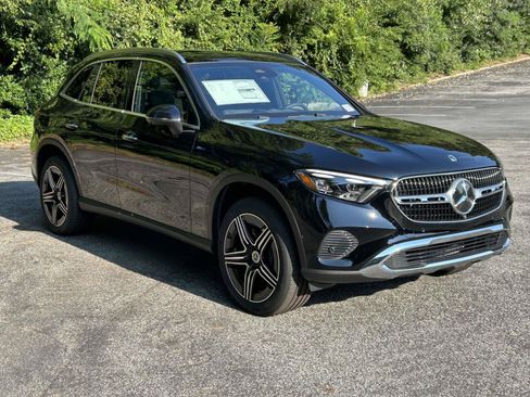 New 2027 Mercedes-Benz GLC 300 image 4