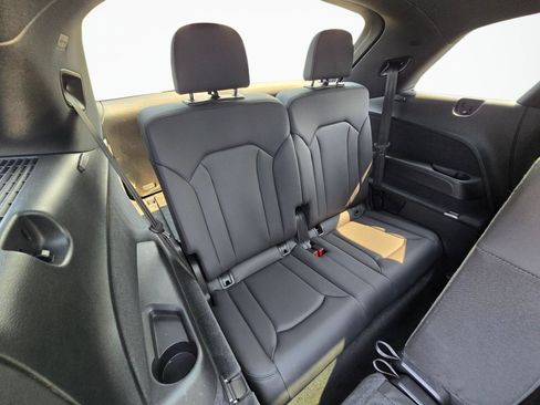 Used 2025 Audi Q7 3.0T Premium Plus AWD/4WD image 24