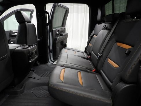 Used 2024 GMC Sierra 2500 AT4 w/ AT4 Premium Plus Package image 13