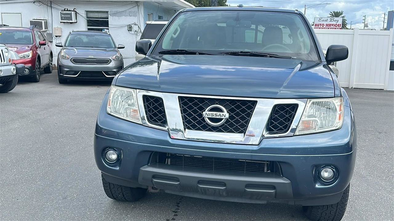 Used 2014 Nissan Frontier SV w/ SV Value Truck Package AWD/4WD image 10