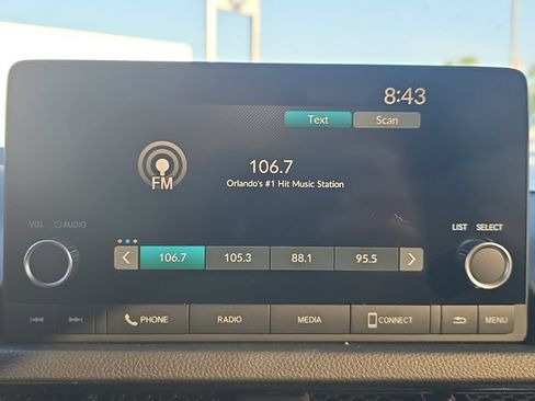 Used 2023 Honda Civic Sport image 17