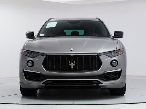 Certified 2022 Maserati Levante GT AWD/4WD image 8