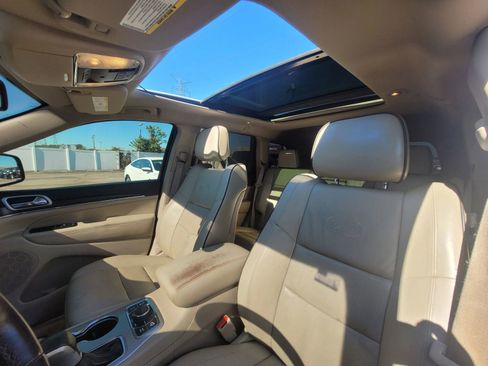 Used 2016 Jeep Grand Cherokee Overland image 20
