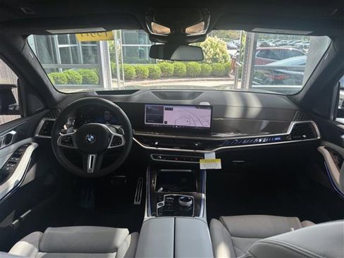 New 2026 BMW X5 M60i image 14