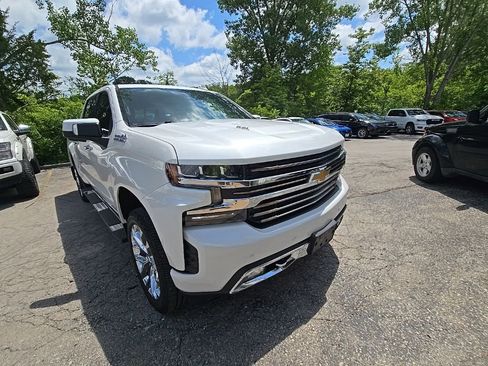 Used 2019 Chevrolet Silverado 1500 High Country w/ Safety Package II AWD/4WD image 12