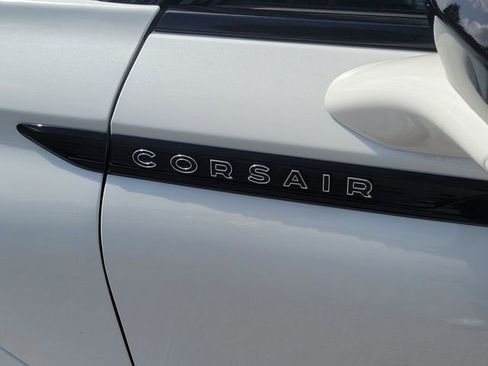 Certified 2023 Lincoln Corsair Reserve w/ Jet Appearance Package FWD image 7