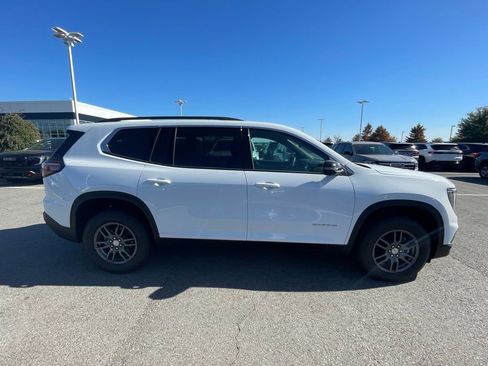 New 2026 GMC Acadia Elevation image 8