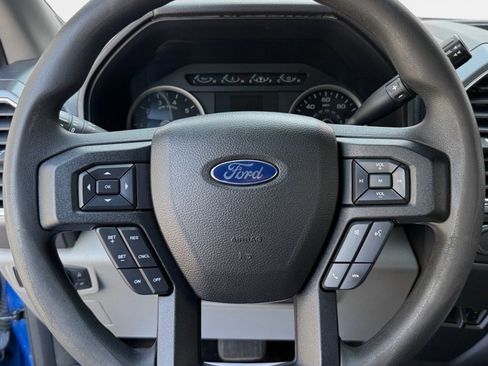 Used 2016 Ford F150 XLT AWD/4WD image 16