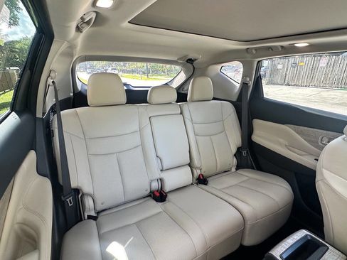 Used 2024 Nissan Murano SL image 25