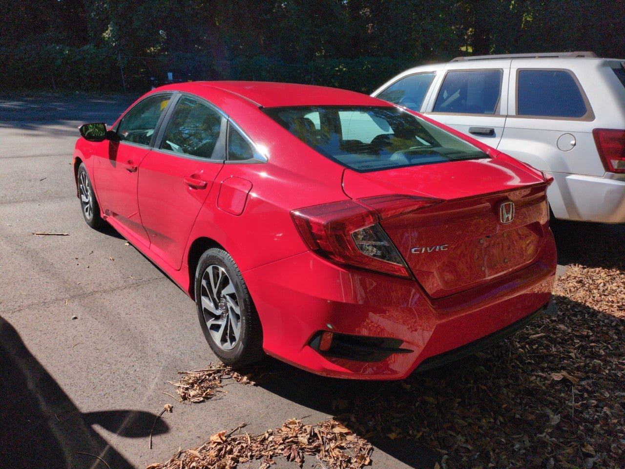 Used 2016 Honda Civic EX image 4