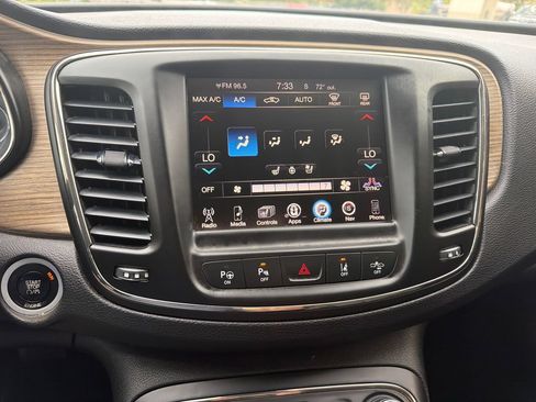 Used 2015 Chrysler 200 C w/ Navigation & Sound Group I FWD image 26