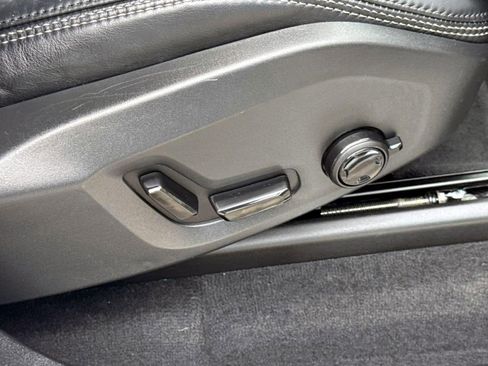 Used 2022 Volvo XC90 T6 Inscription w/ Climate Package image 11