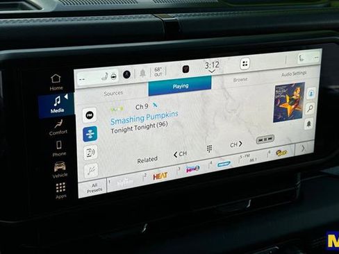 Used 2025 Jeep Wrangler Rubicon image 22