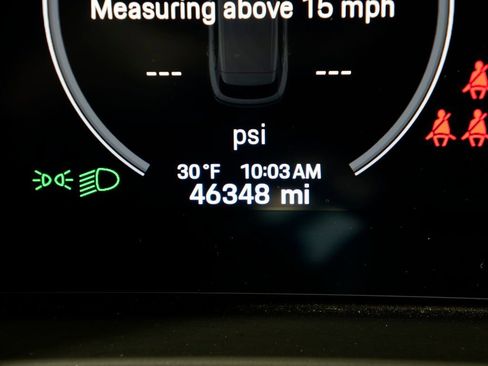 Certified 2024 Porsche Cayenne S w/ Premium Package Plus image 24