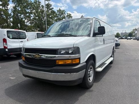 Used 2025 Chevrolet Express 2500 w/ Driver Convenience Package RWD image 1