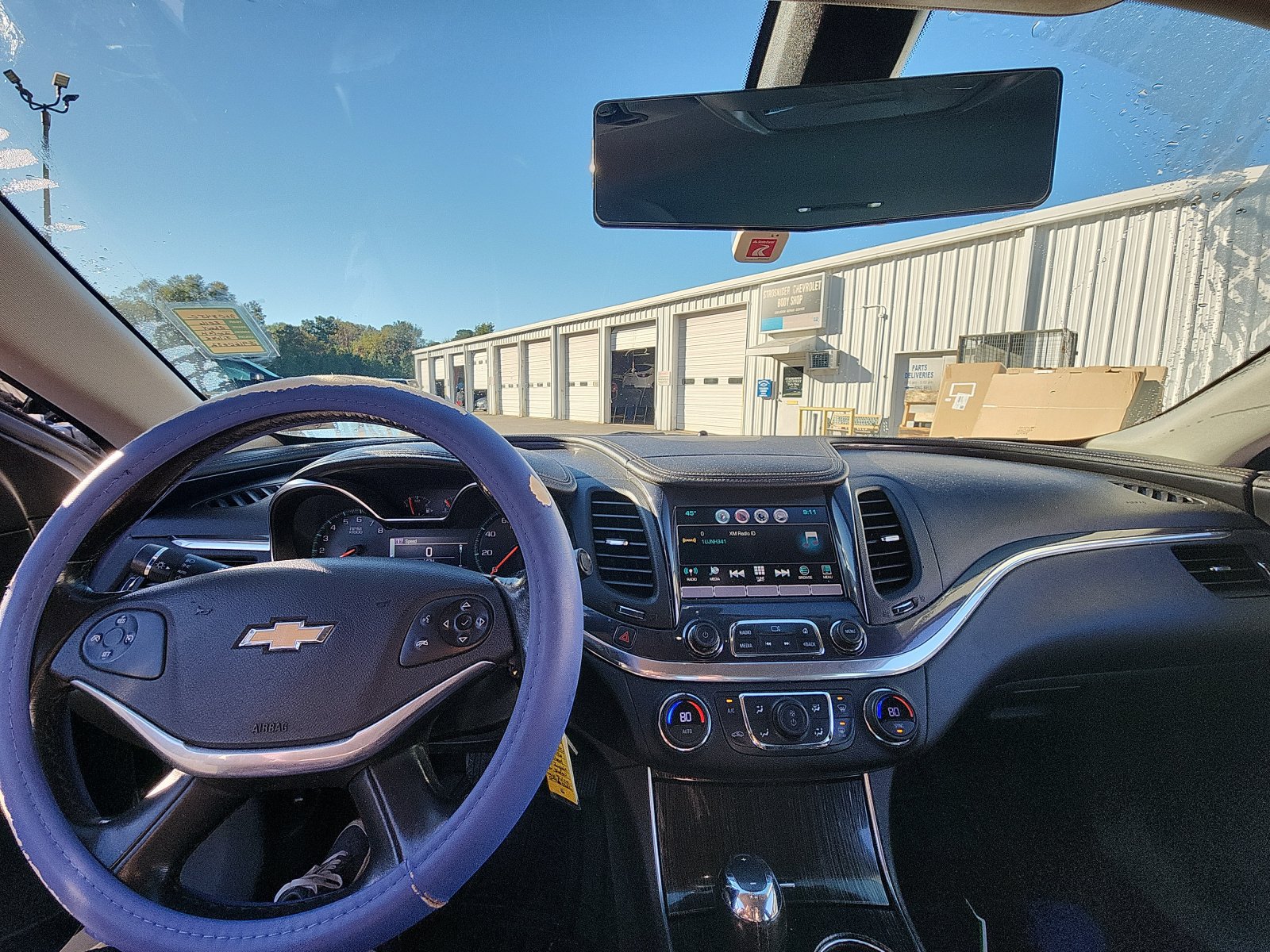 Used 2016 Chevrolet Impala LT FWD image 17