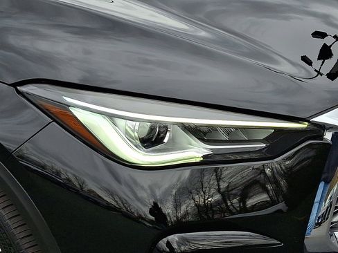 Used 2023 INFINITI QX55 Luxe w/ Cargo Package image 9