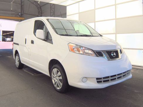 Used 2020 Nissan NV200 SV w/ Back Door Glass Package FWD image 4