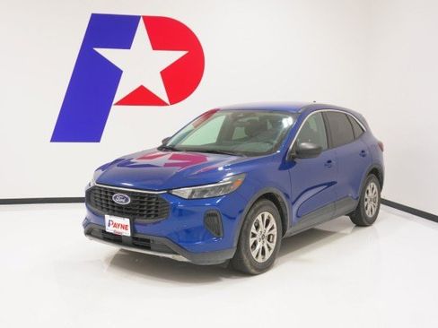 Certified 2023 Ford Escape Active w/ Tech Pack #1 FWD image 1