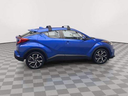 Used 2019 Toyota C-HR XLE FWD image 32