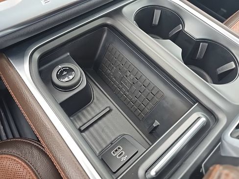 Used 2025 Ford Expedition King Ranch AWD/4WD image 30