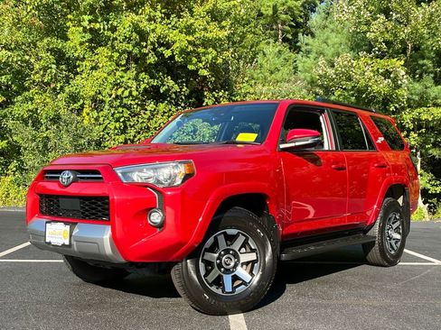 Used 2024 Toyota 4Runner TRD Off-Road Premium image 1