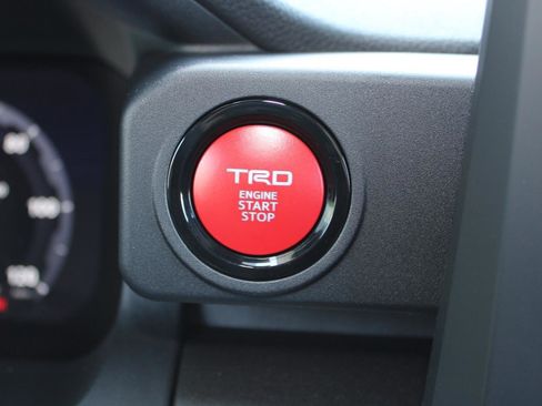 Used 2026 Toyota 4Runner TRD Off-Road AWD/4WD image 36