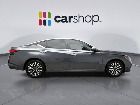 Used 2023 Nissan Altima 2.5 SV image 6