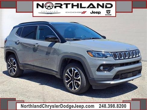 Used 2024 Jeep Compass Limited AWD/4WD image 1