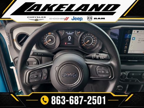 Used 2024 Jeep Wrangler Unlimited Sport AWD/4WD image 26