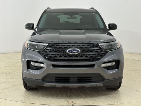 Certified 2023 Ford Explorer XLT w/ Equipment Group 202A RWD image 6