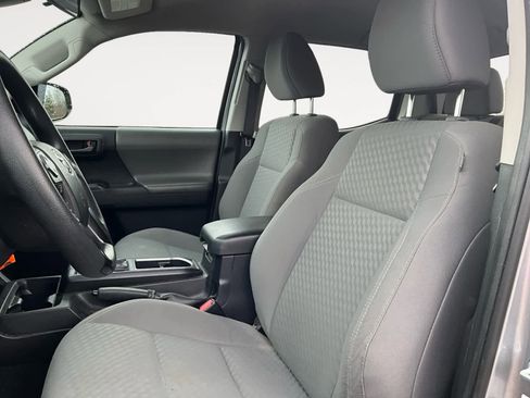 Used 2021 Toyota Tacoma SR image 13