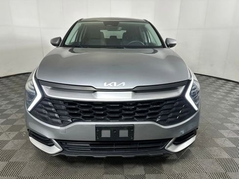 Used 2024 Kia Sportage LX image 8