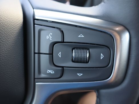 Certified 2022 Chevrolet Silverado 1500 RST image 23