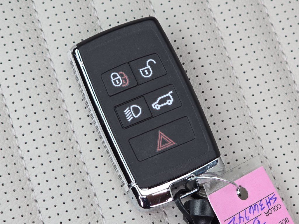 New 2025 Land Rover Discovery Sport Dynamic SE AWD/4WD image 41
