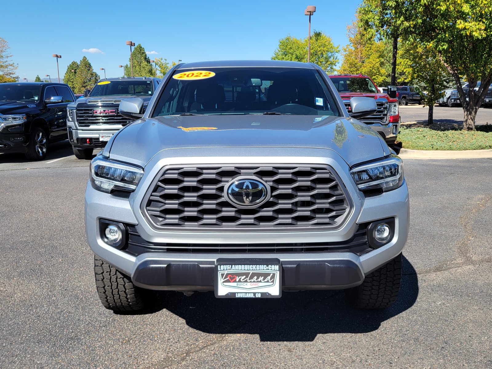 Used 2022 Toyota Tacoma TRD Off-Road w/ Technology Package AWD/4WD image 5