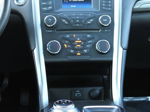 Used 2018 Ford Fusion S image 12